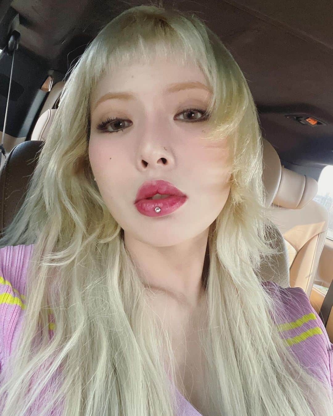 ヒョナ さんのインスタグラム写真 - (ヒョナ Instagram)「💞」2月28日 13時07分 - hyunah_aa