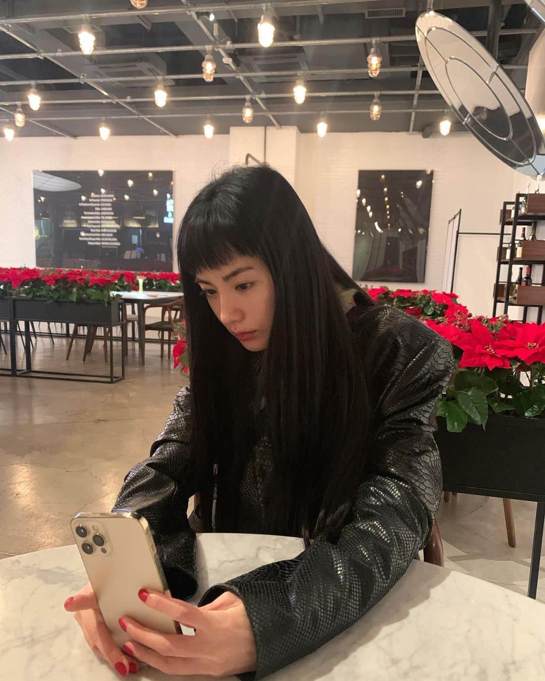 ナナ さんのインスタグラム写真 - (ナナ Instagram)「🖤」2月28日 16時35分 - jin_a_nana