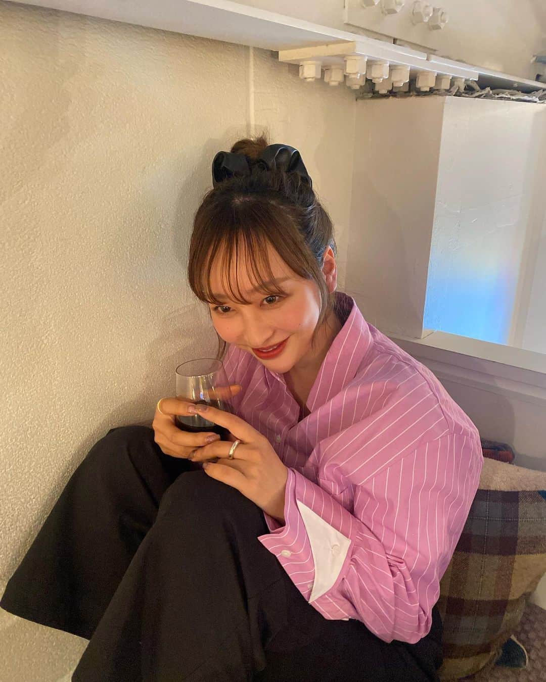 竹内ほのかさんのインスタグラム写真 - (竹内ほのかInstagram)「最近のマイブームがピンク色と本気で肌コンディションを整える事なのね？💘💘💘💘初めて肌治療したらやった直後から肌違いすぎて25歳からまじ肌大事にするって決めた。今人生で一番肌きれい🥹嬉しい🥹 @selectclinic  @zettaibikan  #ピコレーザートーニング #Vビーム#ミックスピーリング #セレクトクリニック#表参道院」2月28日 21時46分 - pochandaa