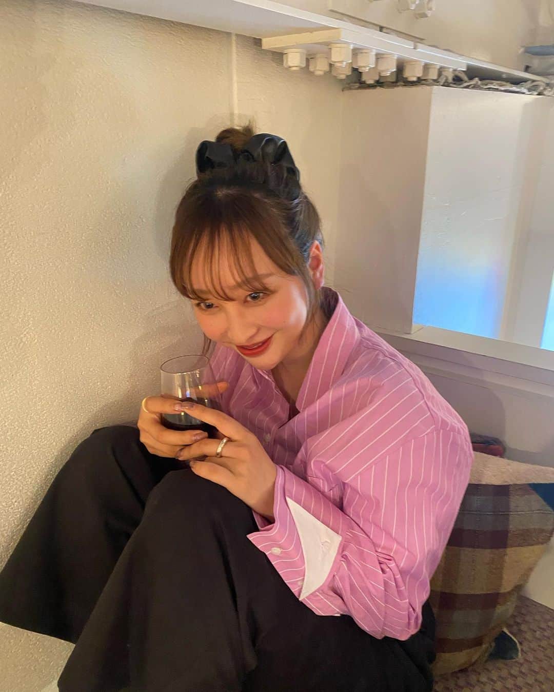 竹内ほのかさんのインスタグラム写真 - (竹内ほのかInstagram)「最近のマイブームがピンク色と本気で肌コンディションを整える事なのね？💘💘💘💘初めて肌治療したらやった直後から肌違いすぎて25歳からまじ肌大事にするって決めた。今人生で一番肌きれい🥹嬉しい🥹 @selectclinic  @zettaibikan  #ピコレーザートーニング #Vビーム#ミックスピーリング #セレクトクリニック#表参道院」2月28日 21時46分 - pochandaa