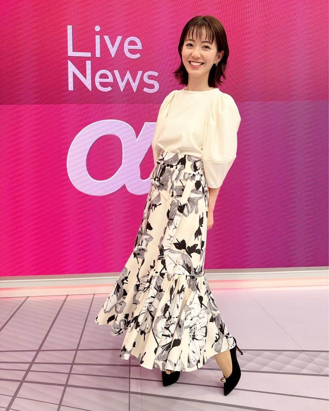 フジテレビ「THE NEWS α」さんのインスタグラム写真 - (フジテレビ「THE NEWS α」Instagram)「. 小山薫堂さんが語る、 映画「湯道」に込めた思いとは♨️  今夜も23時40分〜 何卒宜しくお願いします😊🌙  きょうのコメンテーター #長内厚 さん @wbs_osanai  #渡辺広明 さん @hiroakiwatanabesan   #livenewsα #ライブニュースα #フジテレビ #fujitv #ニュース #内田嶺衣奈 #小澤陽子 #今湊敬樹 #上中勇樹 #海老原優香 #松﨑涼佳」2月28日 23時20分 - news_alpha
