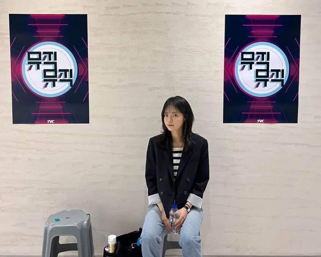 コ・ボギョルさんのインスタグラム写真 - (コ・ボギョルInstagram)「#성스러운아이돌 오늘밤 #tvN 10시 30분 🌙」3月1日 15時42分 - gobogyeol