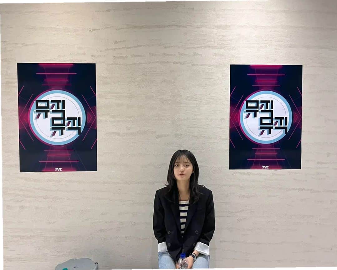 コ・ボギョルさんのインスタグラム写真 - (コ・ボギョルInstagram)「#성스러운아이돌 오늘밤 #tvN 10시 30분 🌙」3月1日 15時42分 - gobogyeol