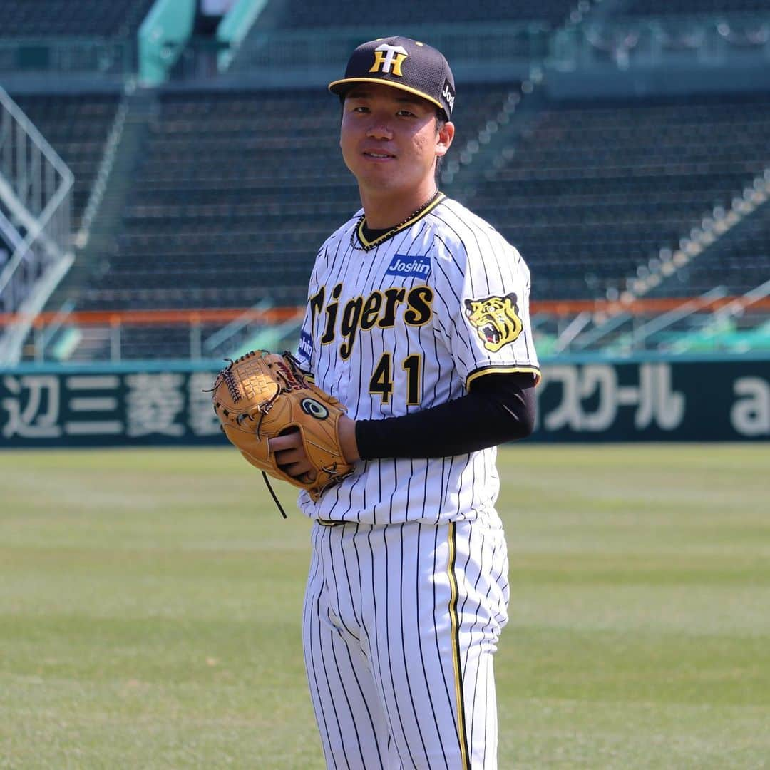 阪神タイガースさんのインスタグラム写真 - (阪神タイガースInstagram)「3月1日、甲子園球場での練習の様子です！ #原口文仁 選手 #板山祐太郎 選手 #榮枝裕貴 選手 #木浪聖也 選手 #馬場皐輔 選手 #小林慶祐 選手 #村上頌樹 選手 #富田蓮 選手 #伊藤将司 選手 #才木浩人 選手 #阪神タイガース  #ARE」3月1日 18時21分 - hanshintigers_official