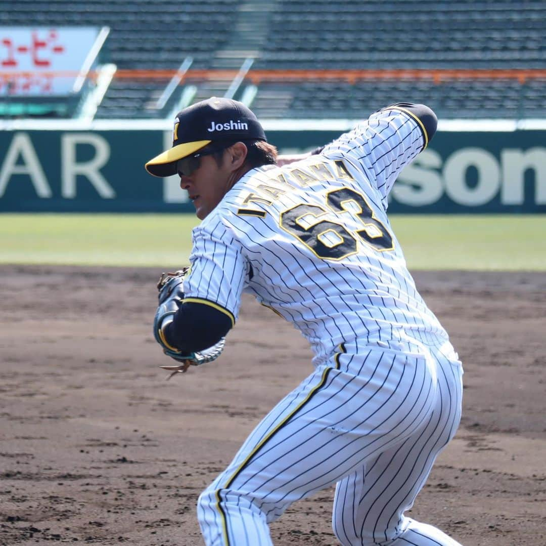 阪神タイガースさんのインスタグラム写真 - (阪神タイガースInstagram)「3月1日、甲子園球場での練習の様子です！ #原口文仁 選手 #板山祐太郎 選手 #榮枝裕貴 選手 #木浪聖也 選手 #馬場皐輔 選手 #小林慶祐 選手 #村上頌樹 選手 #富田蓮 選手 #伊藤将司 選手 #才木浩人 選手 #阪神タイガース  #ARE」3月1日 18時21分 - hanshintigers_official