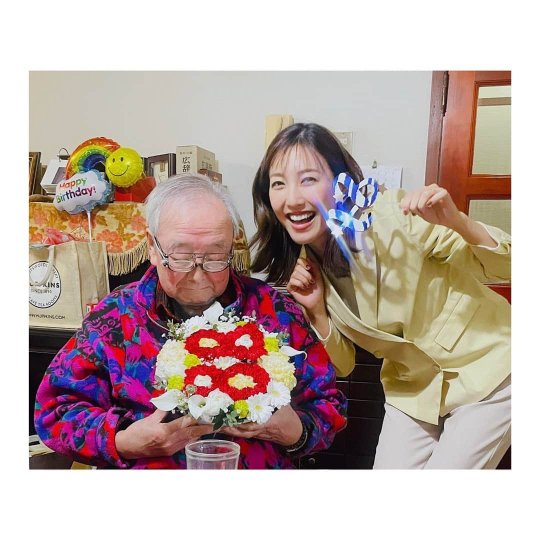 小澤陽子さんのインスタグラム写真 - (小澤陽子Instagram)「𝚒𝚗 𝚙𝚛𝚒𝚟𝚊𝚝𝚎❁  🎎🌸🎂  #桃の節句 #ひな祭り #米寿 #ダブルめがねのおじいちゃま👓🧓🏻🤍 #OMEDETO🧁」3月3日 11時23分 - yoko.ozawa729