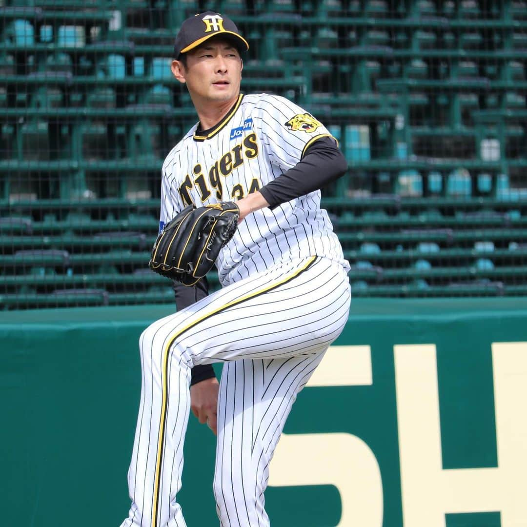 阪神タイガースさんのインスタグラム写真 - (阪神タイガースInstagram)「3月3日、甲子園球場での練習の様子です！ #近本光司 選手 #長坂拳弥 選手 #植田海 選手 #渡邉諒 選手 #榮枝裕貴 選手 #二保旭 選手 #大竹耕太郎 選手 #浜地真澄 選手 #西勇輝 選手 #岩貞祐太 選手 #阪神タイガース  #ARE」3月3日 19時06分 - hanshintigers_official