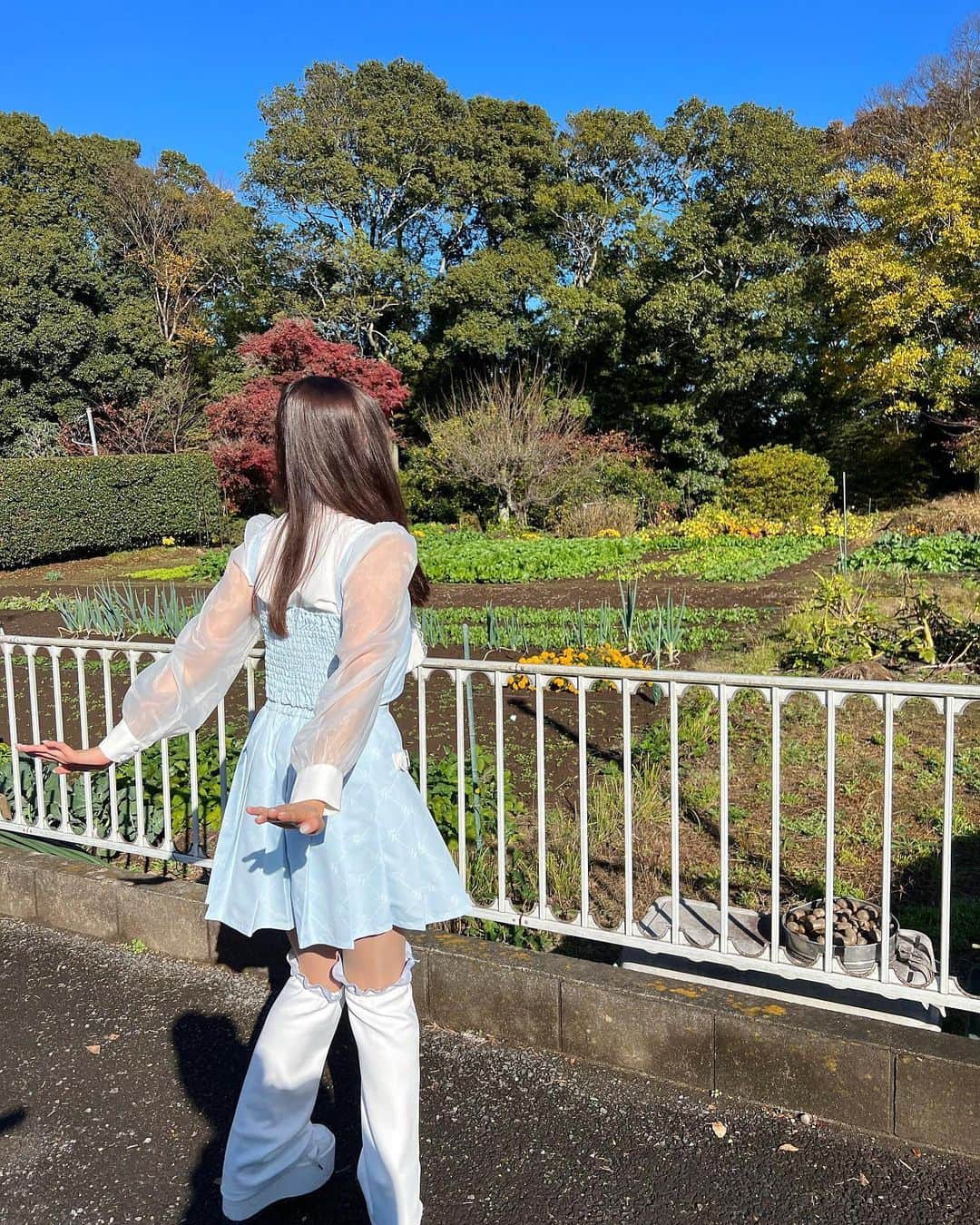 森日菜美さんのインスタグラム写真 - (森日菜美Instagram)「ひな(み)まつり！ なのでいつかのプリキュアになれた気分の衣裳で はしゃいでるわたしです、キュアホワイトっ 🎎🤍」3月3日 20時51分 - hinami_mori