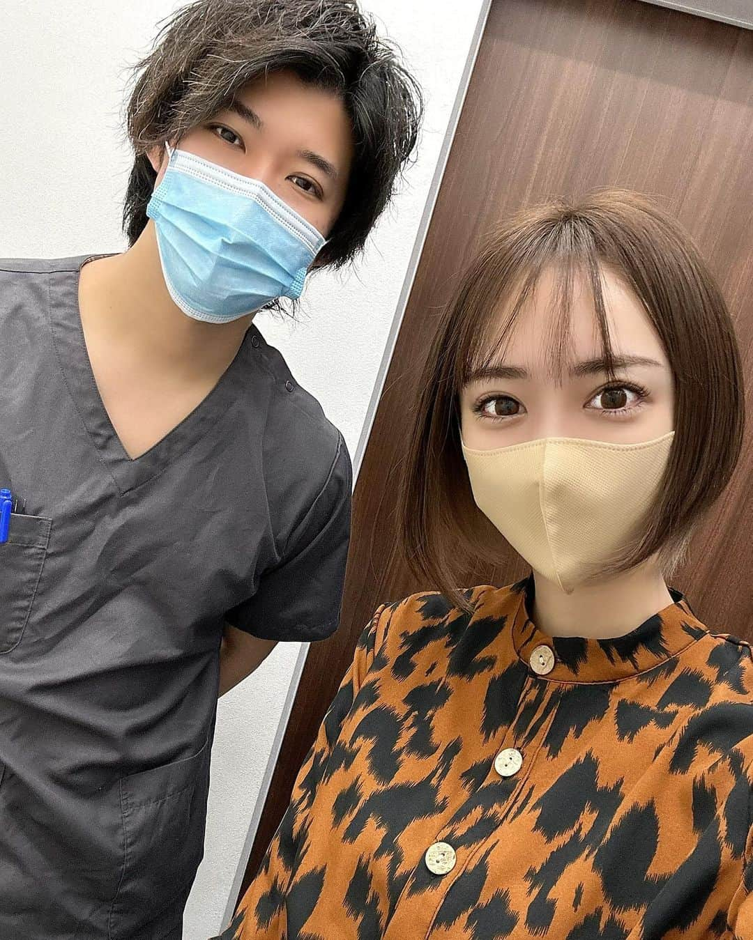 サキ吉さんのインスタグラム写真 - (サキ吉Instagram)「アプリの力を借りてすっぴんで失礼します🙇‍♀️ 肌だけはめっちゃ頑張ってケアしてるからアプリに頼らずとも本当に綺麗な自身あるけども💛笑 ． この前もアンチエイジングで赤尾先生のとこ行ってきたよ✨️ @sbc_akao  ホームケアで出来ないことはクリニックにおまかせする！！ ． 赤尾先生は慶應医学部とハーバード大学医学部出身🧑‍⚕️✨️ 二重手術の指名数＆口コミ評価全国NO.1のすごい先生👏 いつも肌管理やら美容のことに対して本当にお世話になってます☺️ ． ． #selfie #湘南美容クリニック #美容 #美肌 #美意識  #美容垢 #アンチエイジング #アンチエイジングケア  #肌管理 #美容好きな人と繋がりたい  #30代美容  #ママライフ」3月4日 12時09分 - sakikichi1201