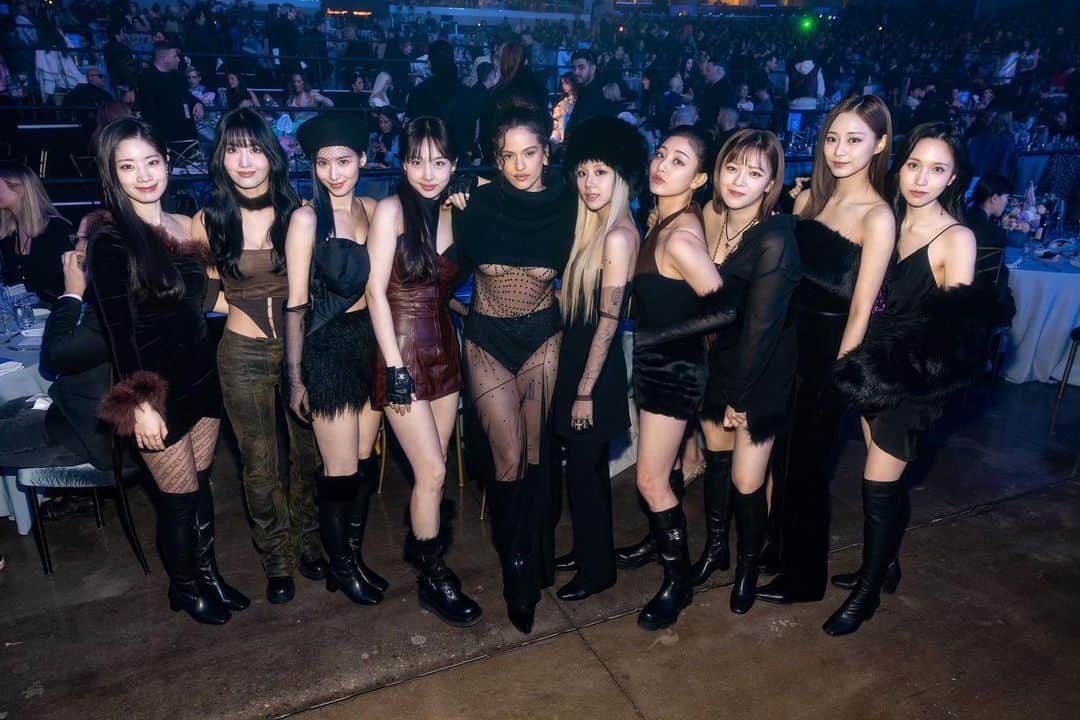 TWICEさんのインスタグラム写真 - (TWICEInstagram)「TWICE @billboard Women In Music  "Thank you to Billboard and to our fellow honorees. We are truly honored to share this moment with you."  #TWICE #BBWomenInMusic #TWICE_BreakthroughAward」3月4日 13時00分 - twicetagram