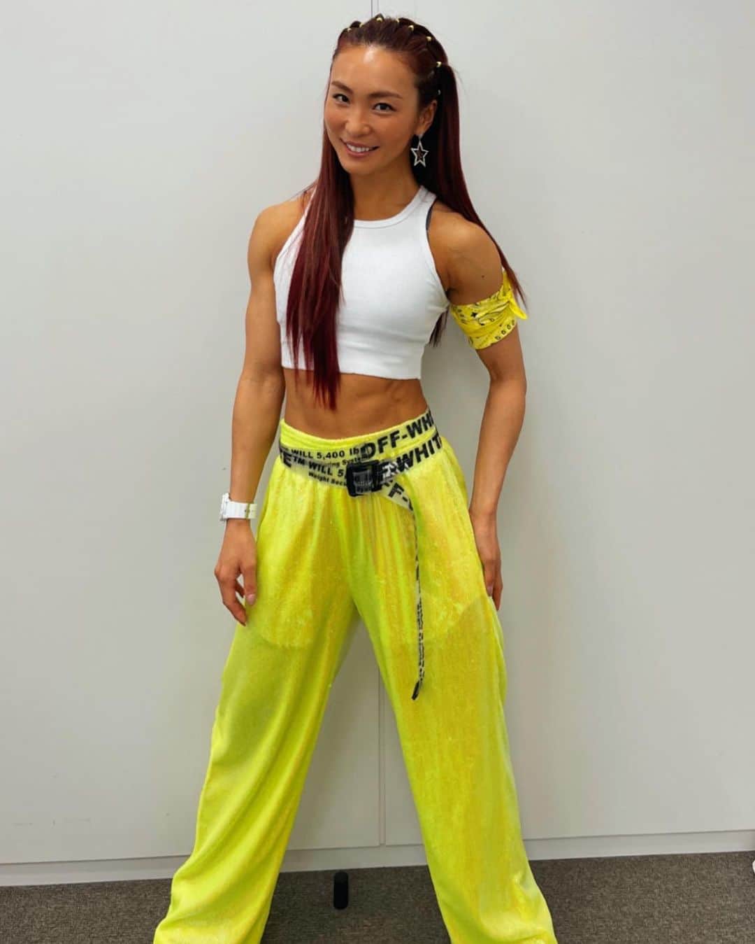 Aya（小山内あや）さんのインスタグラム写真 - (Aya（小山内あや）Instagram)「大阪あべのハルカスでトークショー♫ Happy Yellowカラーで💛💛💛」3月4日 18時27分 - aya_fitness
