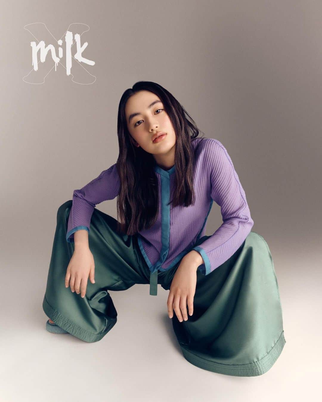八木莉可子さんのインスタグラム写真 - (八木莉可子Instagram)「Milk X 3月号 表紙を務めさせて頂きました✨  表紙はなんと4種類あります☺️💜  また香港の雑誌に出させて頂けて とっても嬉しいです＾＾  インタビューも掲載されているので、 皆さまよかったら是非…💫  ・  I made the cover of MILK X March issue (Hong Kong). There are 4 types of covers ! I’m really happy to be in a magazine of Hong Kong again. My interview is also in a magazine, check it out!   #milkxhk」3月6日 11時50分 - yagirikaco_official