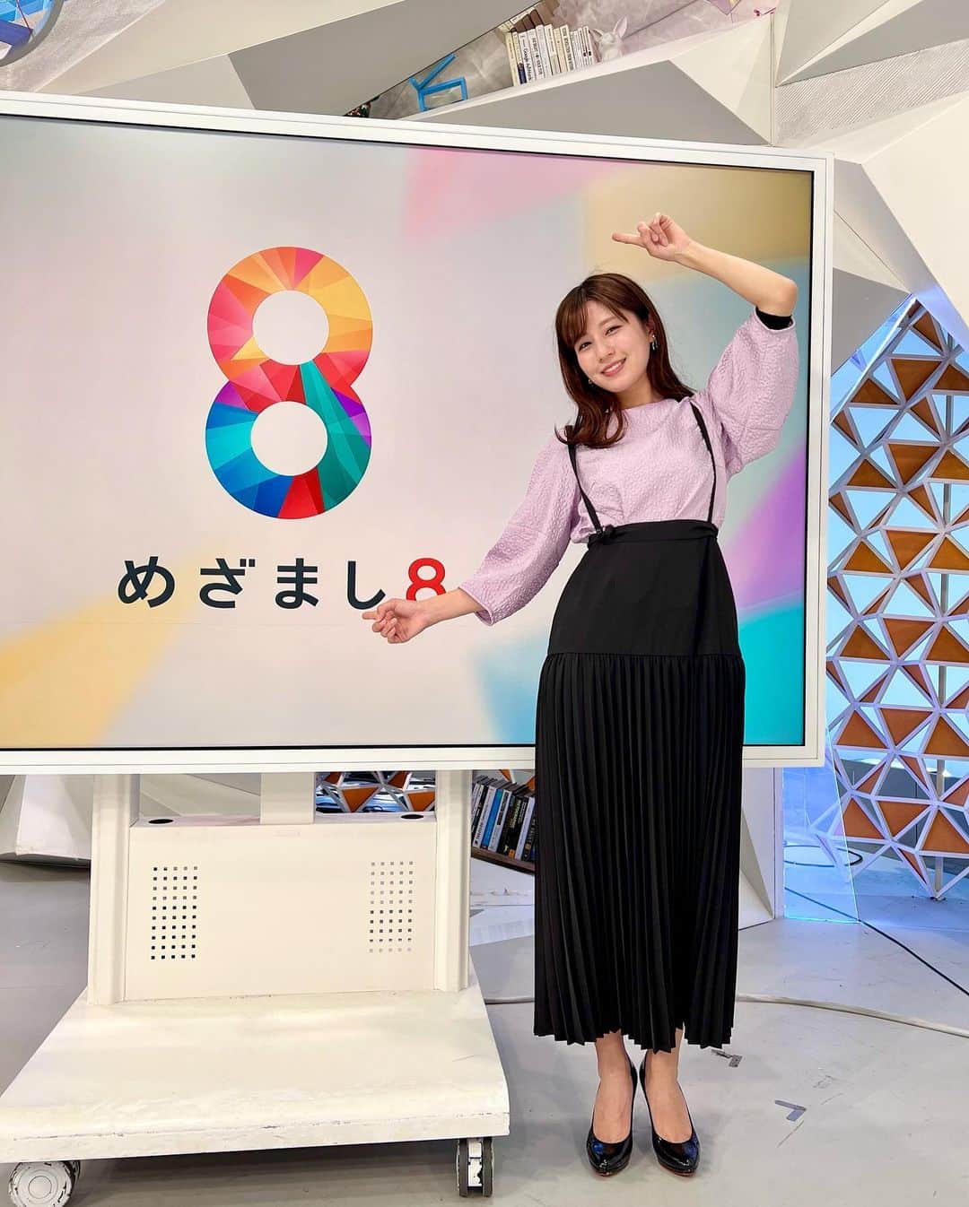 フジテレビ「めざまし8」さんのインスタグラム写真 - (フジテレビ「めざまし8」Instagram)「. 🔎🐰つつみんをつつみっけ🐰🔍 ｡.ꕤ‿‿‿‿‿‿‿‿‿‿‿‿‿‿‿‿‿‿‿‿‿ ꕤ.｡  きょうのつつみんは…🎹  春らしいパステルカラー💟 ふんわりシルエットのトップスに💓 クラシカルな🎼アコーディオンプリーツスカート🪗  今週もめざまし8よろしくお願いします🌈  ｡.ꕤ‿‿‿‿‿‿‿‿‿‿‿‿‿‿‿‿‿‿‿‿‿ ꕤ.｡ 🪗スカート @millioncarats_official  #フジテレビ #めざまし8 #フジテレビアナウンサー #堤礼実#つつみん#衣装 #fashion #fashionstyle #ootd #coordinate」3月6日 13時14分 - mezamashi8.tv