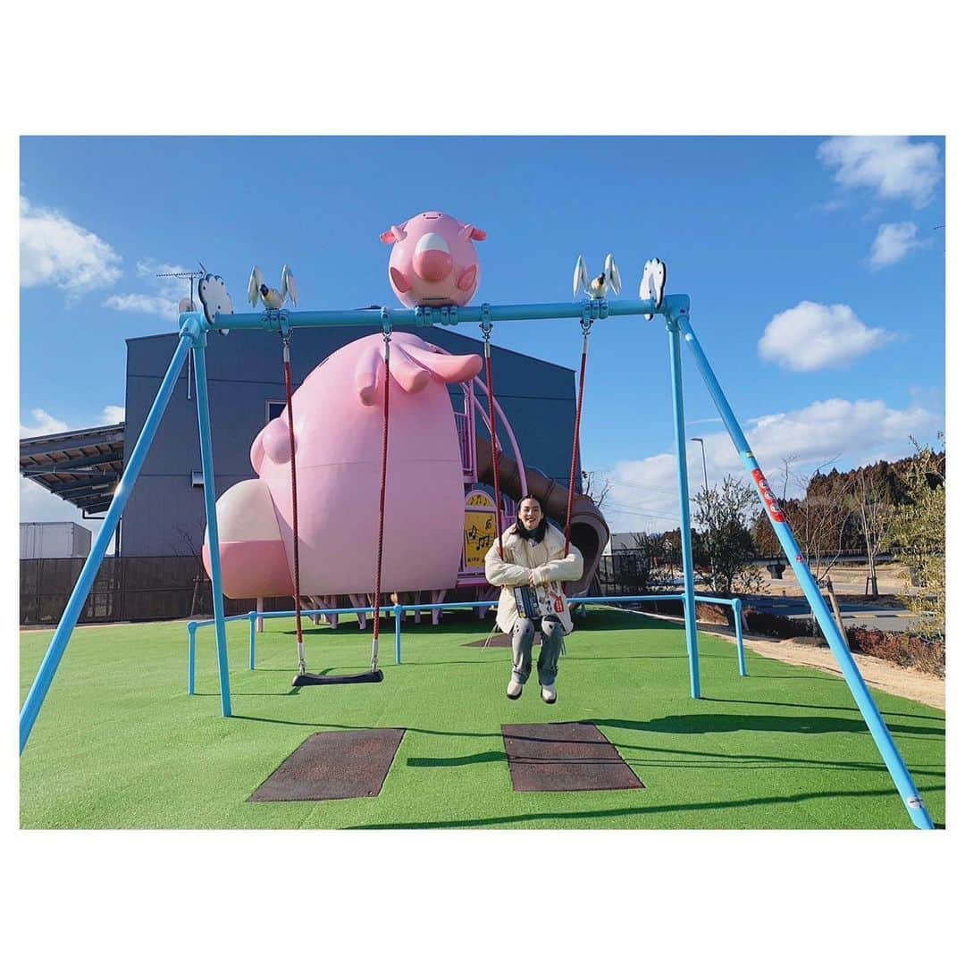 のん（能年玲奈）さんのインスタグラム写真 - (のん（能年玲奈）Instagram)「浪江町のラッキー公園！ 楽しかった。 🌸  Styling: @izumimachino Hair&Make up: Shie Kanno  #のんやろが #YouTube #福島 #ラッキー公園 #pokemon」3月6日 22時09分 - non_kamo_ne