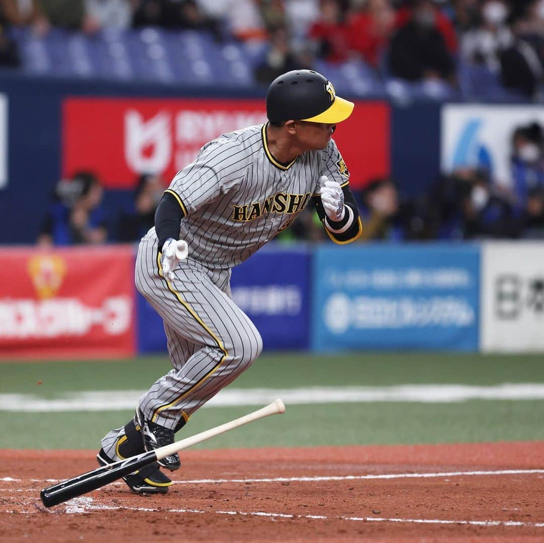 阪神タイガースさんのインスタグラム写真 - (阪神タイガースInstagram)「3月6日侍ジャパン戦の試合の様子です！ #近本光司 選手 #木浪聖也 選手 #才木浩人 選手 #板山祐太郎 選手 #原口文仁 選手 #富田蓮 選手 #加治屋蓮 選手 #西純矢 選手 #阪神タイガース  #侍ジャパン  #WBC #ARE」3月6日 23時21分 - hanshintigers_official