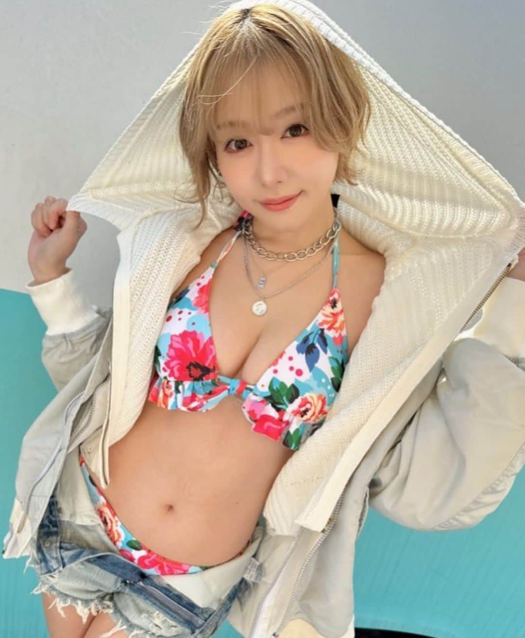 浜崎真緒さんのインスタグラム写真 - (浜崎真緒Instagram)「📸 #shooting  #撮影」3月7日 15時02分 - maohamasaki_official