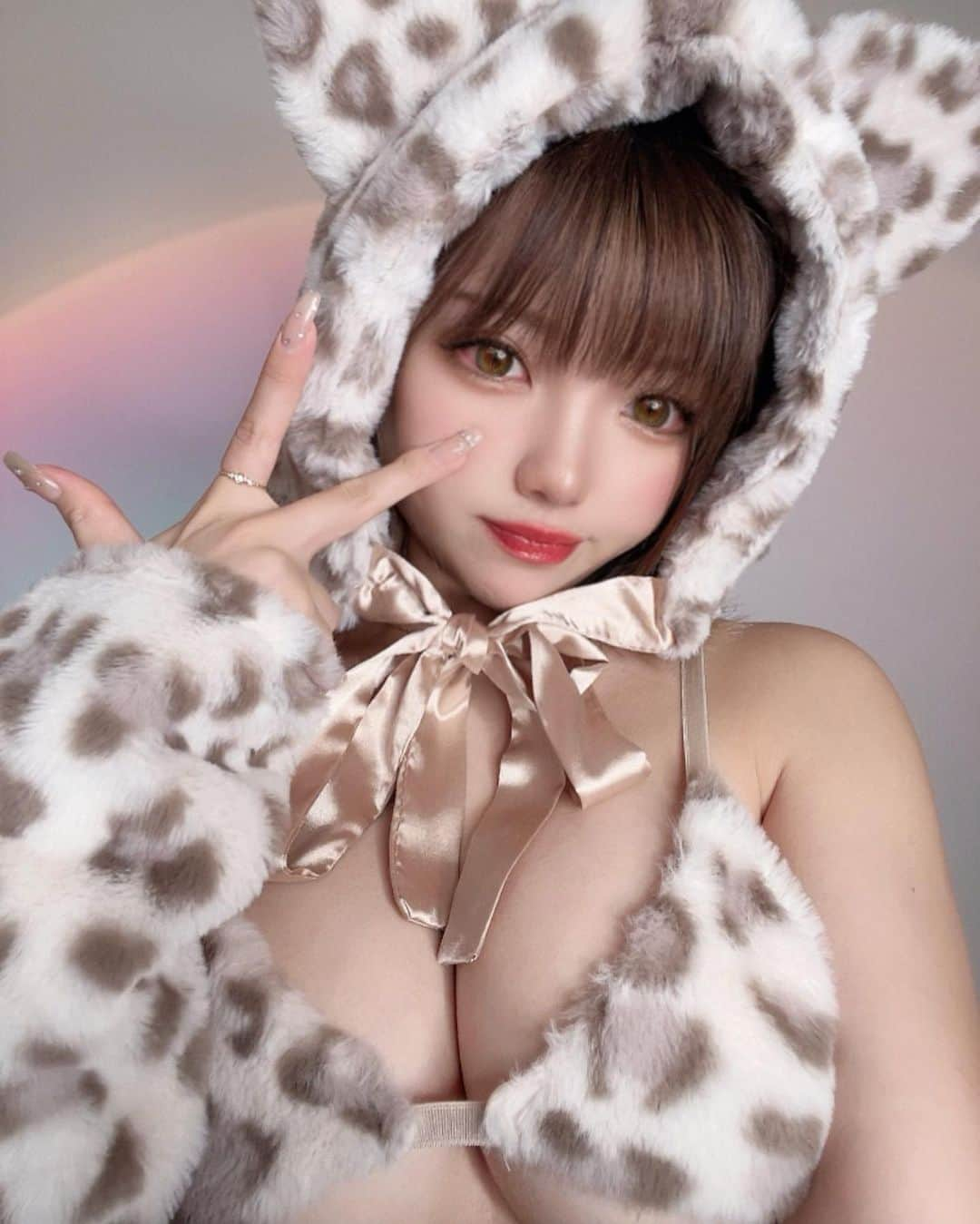 みきでりさんのインスタグラム写真 - (みきでりInstagram)「白豹大好き🐆🤍❄️ コスプレはいつもと違う自分になれて楽しい🫶🏻💕」3月7日 22時53分 - mikidelicious