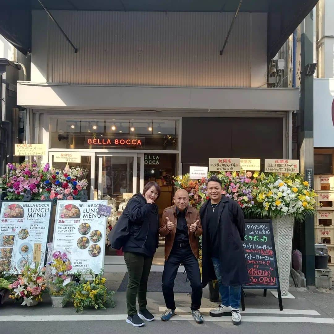 五十嵐サキさんのインスタグラム写真 - (五十嵐サキInstagram)「ランチ🍀  #高井俊彦 兄さんのお知り合いのお店 #裏難波 #本日 オープン #ベラボッカ #パン食べ放題 #ジュース飲み放題 #チーズ とろとろトッピング #お肉 #パスタ #豪華ランチ #めちゃ美味しかった #お腹いっぱい #高井兄さん ご馳走さまでした🙏 #なんばグランド花月 #合間 #金原早苗 ちゃんと遭遇 #吉本新喜劇 #五十嵐サキ」3月8日 14時41分 - saki_igarashi