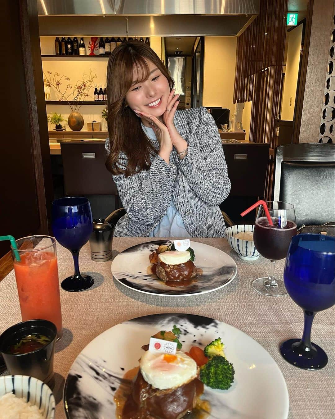 YOUKORINさんのインスタグラム写真 - (YOUKORINInstagram)「神戸牛ハンバーグランチ🤤✨ @kobe.steak.kizuna   神戸牛100%のハンバーグランチを頂いて来ました✨ お店の雰囲気も高級感があって 素敵なランチを過ごせました💓 ハンバーグもしっかり肉厚で満足すぎた🥹✨美味しかったぁ🥰  デザートはくま🧸！！← くま好きにはたまらん🤤❤️ 可愛いし美味しいし幸せ❣️ 神戸ランチのおすすめに追加🤍  #PR#神戸牛 #三宮ステーキ #鉄板焼神戸牛 #ステーキレストラン #三ノ宮神戸牛 #神戸牛ハンバーグレストラン #ステーキ三宮神戸牛 #神戸ステーキ#神戸ランチ#kobe#三宮ランチ#神戸ステーキきづな」3月11日 21時08分 - xxy0uc0riinxx