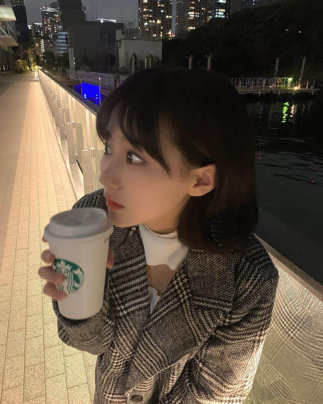 田中美久さんのインスタグラム写真 - (田中美久Instagram)「スタバを世界一愛しております ほうじ茶ラテ→無脂肪ミルクホワイトモカ→アフォガードフラペ。いまここ。」3月13日 19時38分 - mikumonmon_48