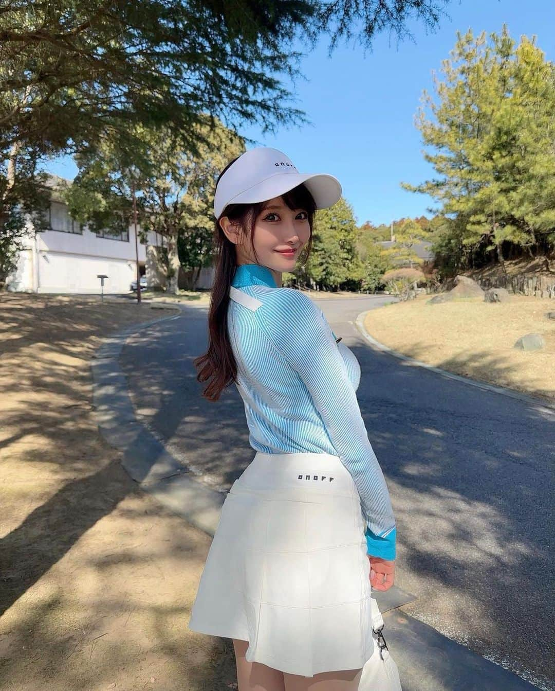 美女美容事情さんのインスタグラム写真 - (美女美容事情Instagram)「《美人すぎるゴルフ女子🏌️‍♀️☀️》⁠ *⠀⠀⠀⠀⠀⠀⁠⠀⁠⠀⁠⠀⁠⠀⁠ 今回ご紹介させて頂きますのは!!👀❤️⁠⠀⁠⠀⁠⠀⁠⠀⁠ 🤍MAYU⛳️🤍さん<@mayu.kina_golf> の素敵なお写真📸⠀⁠⠀⁠⠀⁠ *⠀⁠ 圧巻のスタイルで羨ましいですね😍💕 ゴルフウェアもかわいいですね⛳️✨⠀⠀⠀⁠⠀⁠⠀⁠⠀⁠⠀⁠ *⠀⁠⠀⁠⠀⁠⠀⁠⠀⁠ 🤍MAYU⛳️🤍さん<@mayu.kina_golf> 素敵な投稿をありがとうございました☺️📸✨⠀⁠ 🤍MAYU⛳️🤍さんのアカウントには他にも素晴らしい投稿が沢山ありますので是非覗いてみてくださいね💁‍♀️💙⁠ ⁠ ⠀⠀⁠⠀⁠⠀⁠⠀⁠ △▼△▼△▼△▼△▼△▼△▼△▼△▼ ⁠⠀⁠⠀⁠⠀⁠ ❤️🧡💛「ビジョビ (美女美容事情)」💚💙💜⠀⠀⠀⠀⠀⠀⠀⠀⠀⠀⠀⠀⠀⠀⁠⠀⁠⠀⁠⠀⁠⠀⁠⠀⁠ 👇掲載ご希望の方は👇⠀⠀⠀⠀⠀⠀⠀⠀⠀⠀⠀⠀⠀⠀⠀⁠⠀⁠⠀⁠⠀⁠⠀⁠⠀⁠ @b_b_j.jタグ付けと🖤 #ビジョビ ⁠⠀⁠ 🖤タグ付けお願いします⠀⠀⠀⠀⠀⠀⠀⠀⠀⠀⠀⠀⠀⠀⠀⁠⠀⁠⠀⁠⠀⁠⠀⁠⠀⁠ △▼△▼△▼△▼△▼△▼△▼△▼△▼ ⁠⠀⁠ #美女#美人#ゴルフ#ゴルフ女子 #ゴルフコーデ#スタイル抜群 #インスタ美女#インスタ美人」3月16日 18時01分 - b_b_j.j