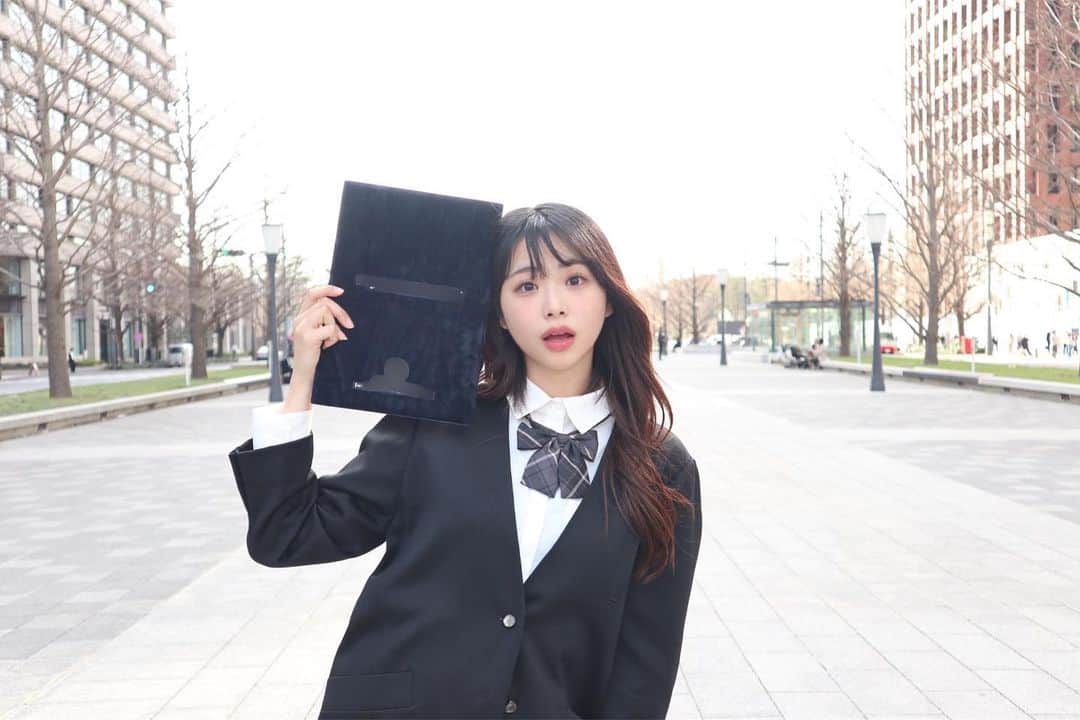 麻生果恩さんのインスタグラム写真 - (麻生果恩Instagram)「fin.!!  高校卒業しました。🌸」3月16日 18時43分 - aso.kaon