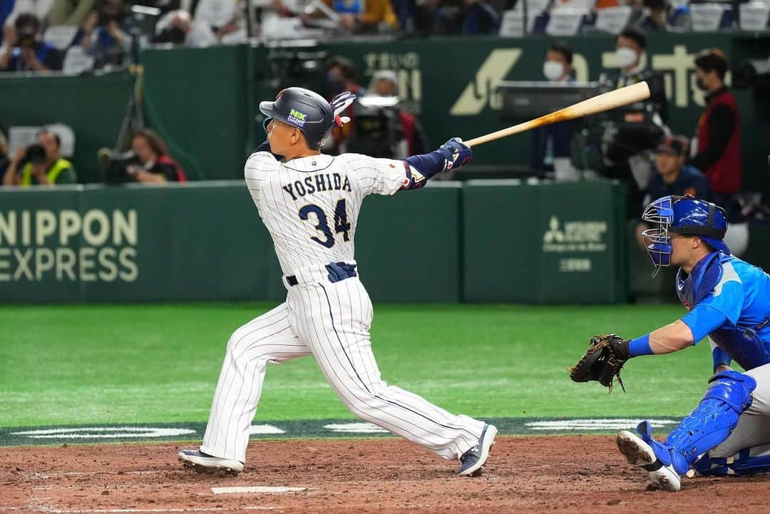 侍ジャパンさんのインスタグラム写真 - (侍ジャパンInstagram)「16日、「カーネクスト 2023 WORLD BASEBALL CLASSIC™ 準々決勝ラウンド 東京プール」でイタリアと対戦し、9対3で勝利。大谷翔平選手の流れを変えるバントや岡本和真選手の5打点の活躍など底力を発揮し5大会連続の準決勝進出を決めました。  #侍ジャパン #WorldBaseballClassic #カーネクスト2023WBC東京プール #岡本和真 #大谷翔平 #村上宗隆 #今永昇太 #ダルビッシュ有 #吉田正尚 #大勢」3月17日 1時29分 - samuraijapan_official