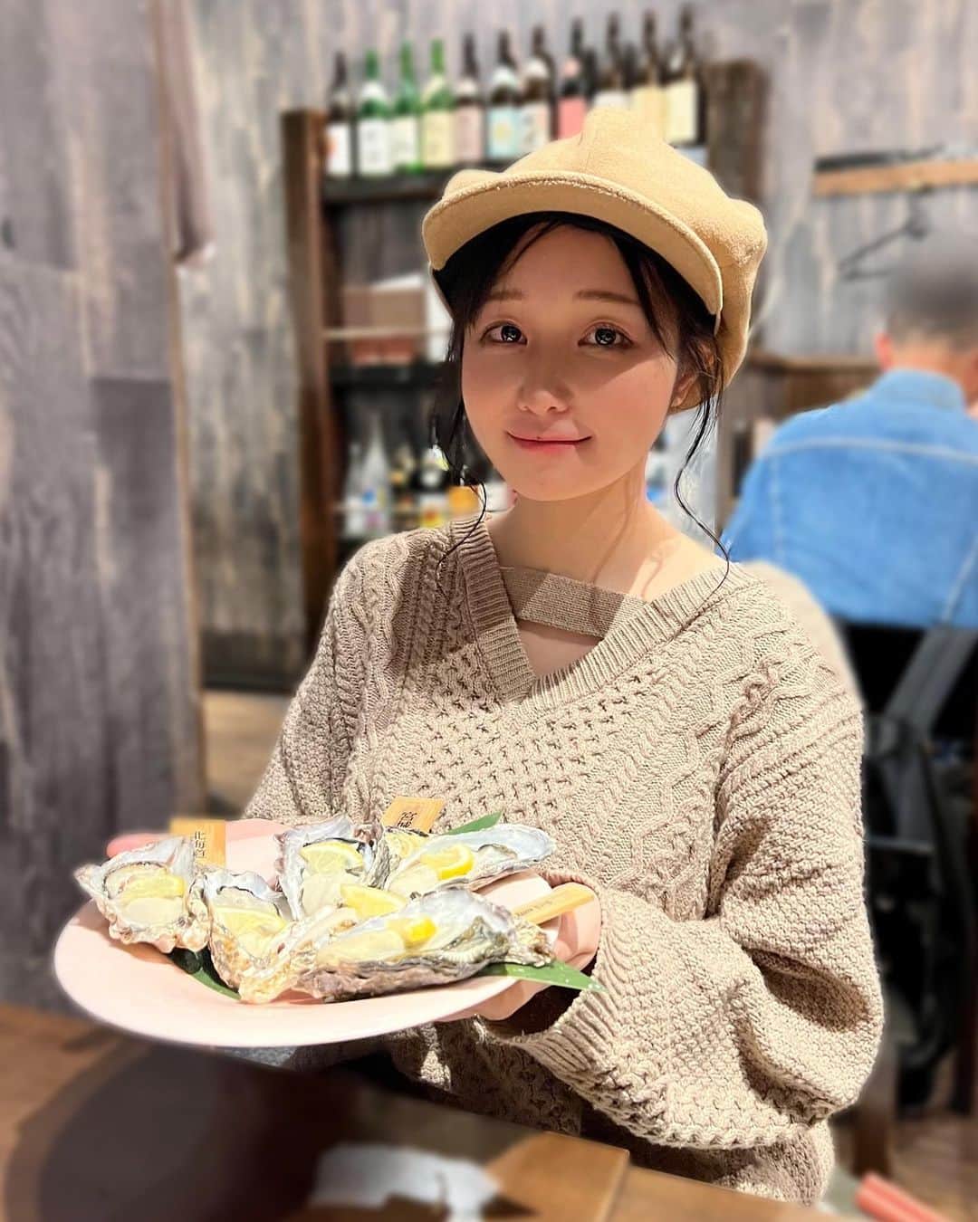 茜さやさんのインスタグラム写真 - (茜さやInstagram)「🦪🍷✨  #牡蠣　#ワイン　#キール　#日本食　#生牡蠣　#oyster #oysters #tokyogourmet #japanesefood #japanesegirl #wine」3月18日 1時47分 - saya.akane