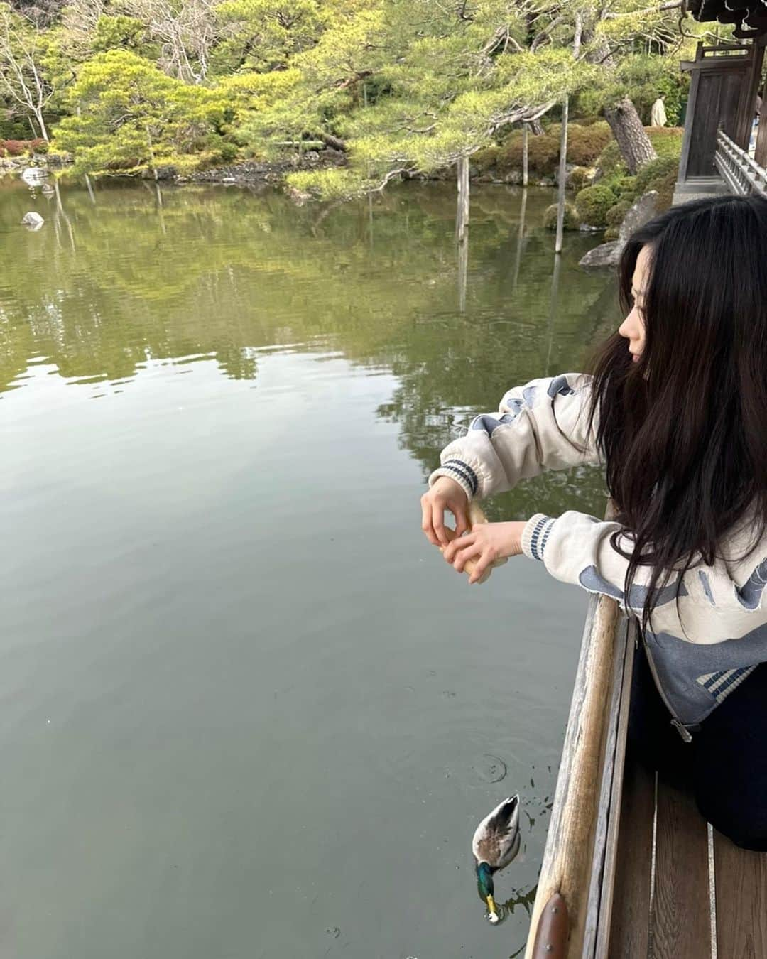 aespaさんのインスタグラム写真 - (aespaInstagram)「可愛いけど遅いかめちゃん🥹🐢  #aespa #GISELLE」3月18日 10時58分 - aespa_official