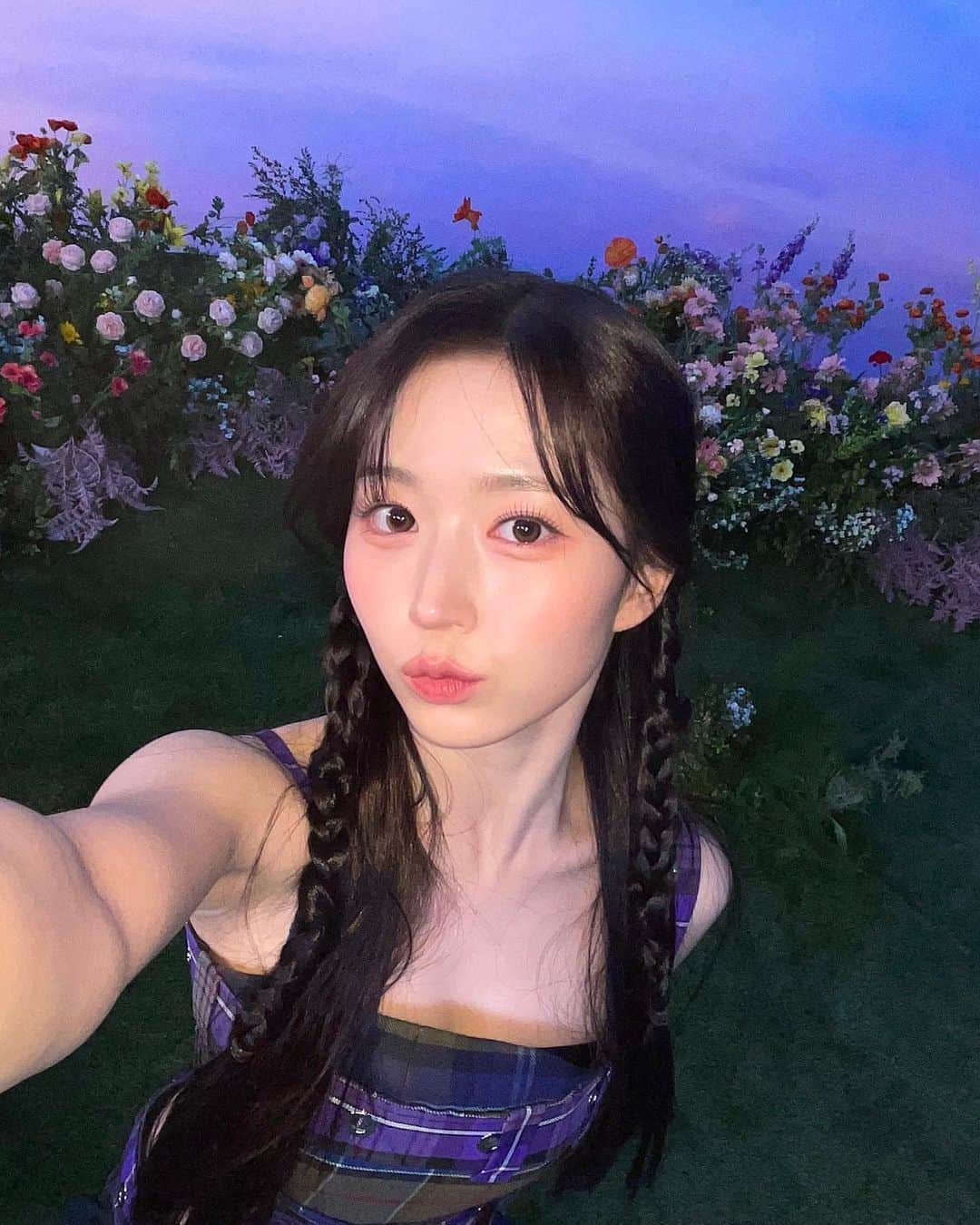 NMIXXさんのインスタグラム写真 - (NMIXXInstagram)「🤷‍♀️  #NMIXX #엔믹스 #HAEWON #해원 #LOVEMELIKETHIS」3月18日 14時54分 - nmixx_official