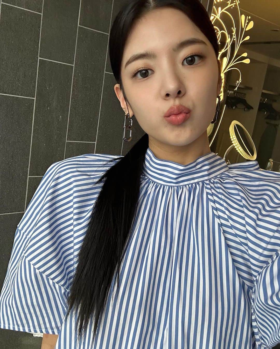 ITZYさんのインスタグラム写真 - (ITZYInstagram)「Memories from Hong Kong」3月18日 15時21分 - itzy.all.in.us