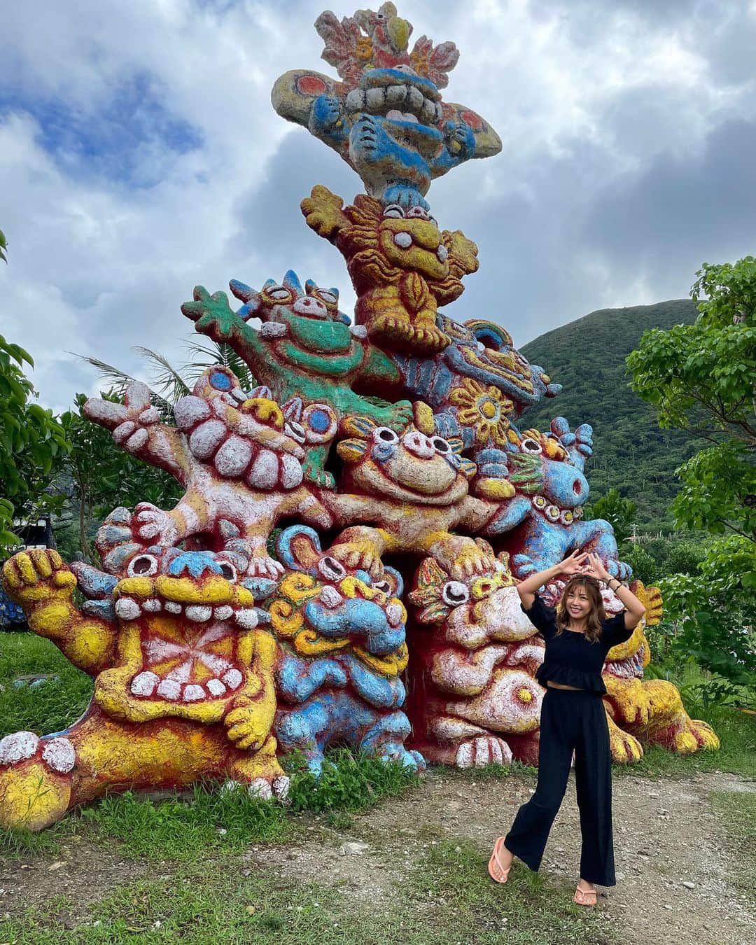 あおい夏海さんのインスタグラム写真 - (あおい夏海Instagram)「去年石垣島いったときの！ なんかすごかった！！ また行きたいな。   #石垣島 #石垣島観光 #石垣島旅行  #旅女子」3月20日 20時30分 - natsumi.aoi