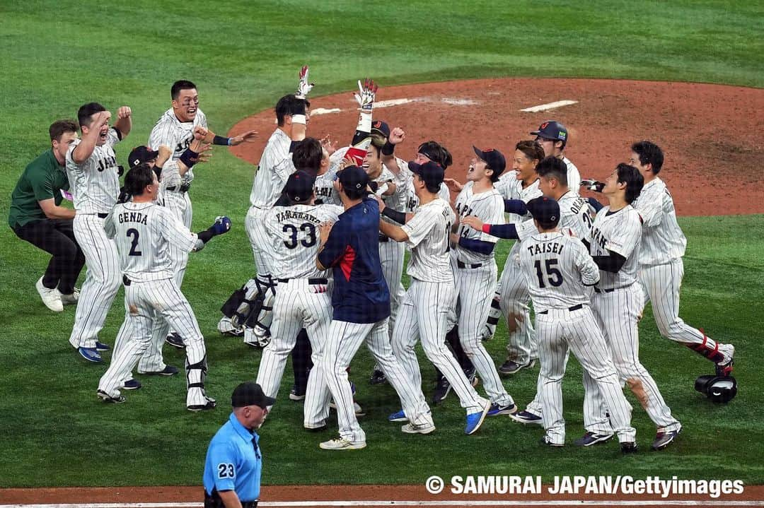 阪神タイガースさんのインスタグラム写真 - (阪神タイガースInstagram)「【侍ジャパン🇯🇵】超大熱戦の#WBC 準決勝•メキシコ🇲🇽戦の#湯浅京己 選手の写真が届きました！ついに明日はアメリカ🇺🇸との決勝戦！！世界一奪還へ！！最後まで全力で応援しましょう！！！ #侍ジャパン #侍JAPAN #WBC #worldbaseballclassic  #阪神タイガース  #湯浅京己  #アツアツ  #ARE」3月21日 22時08分 - hanshintigers_official