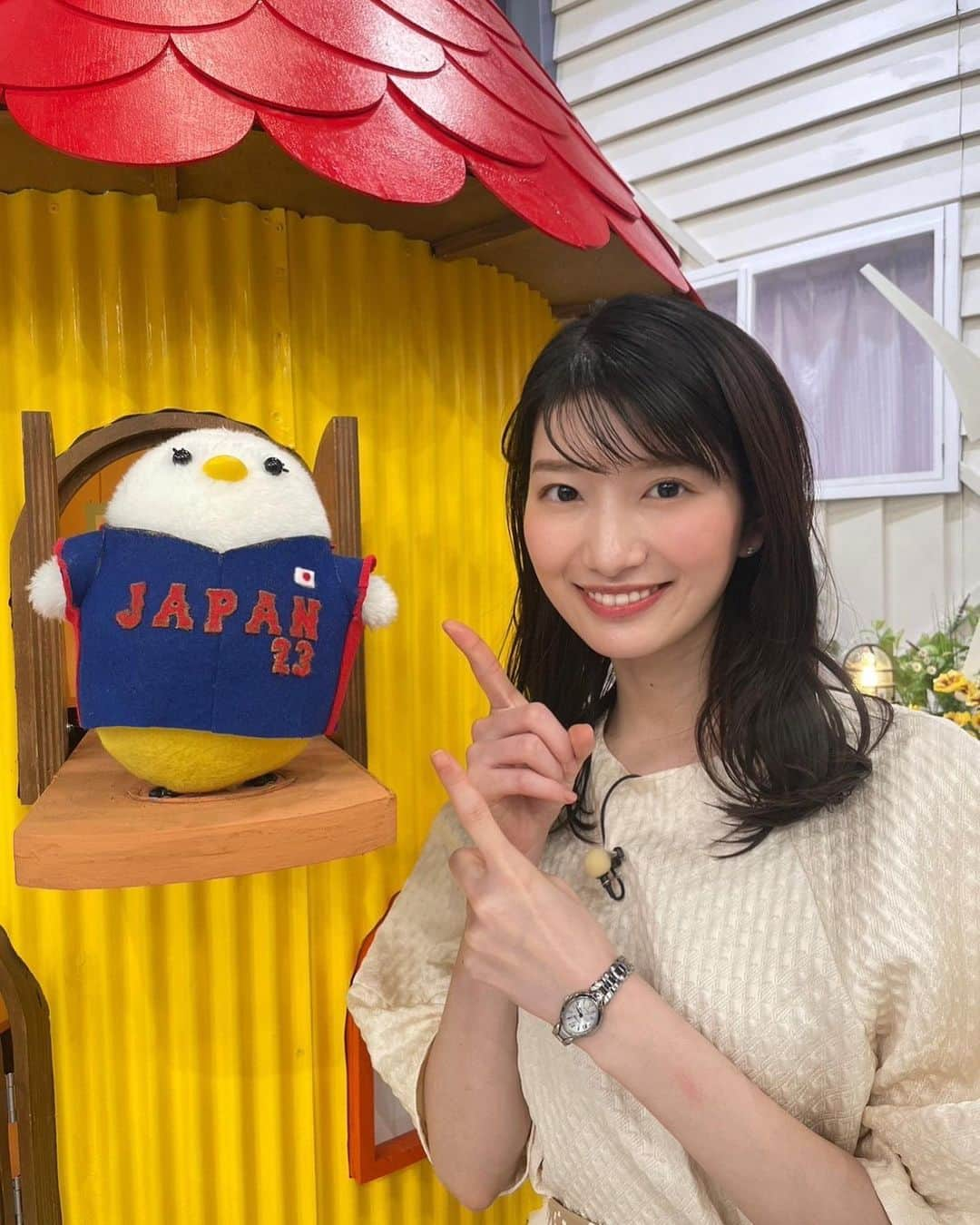 吉村恵里子さんのインスタグラム写真 - (吉村恵里子Instagram)「・ こんにちは🌞 興奮冷めやらぬ中…⚾️ですね。  侍ジャパン、この短期間ですごく楽しませていただきましたし、勇気をもらいました。  世界一、おめでとうございます㊗️ 次のWBCが既に待ち遠しいです。」3月22日 16時56分 - yoshimura_eriko