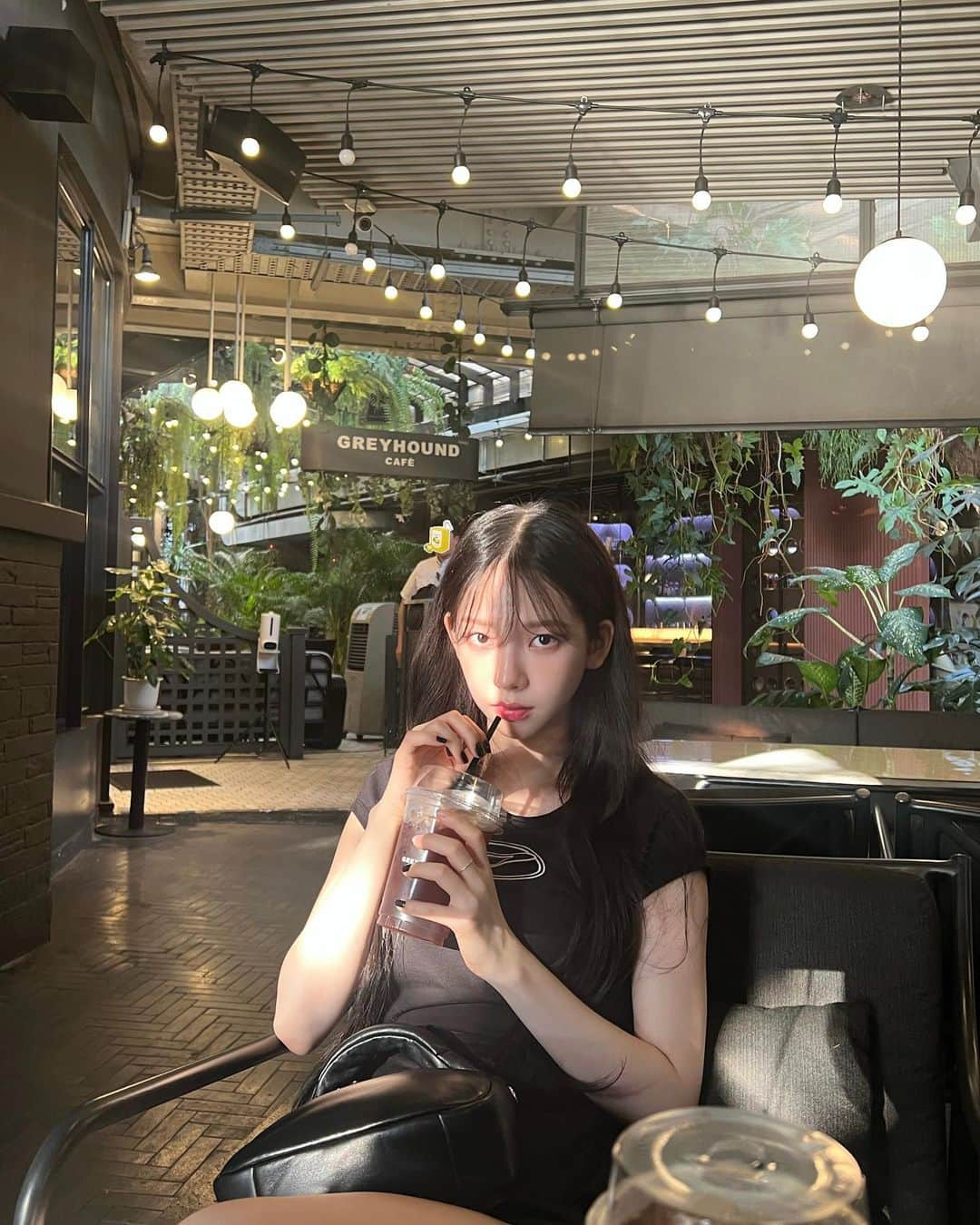 aespaさんのインスタグラム写真 - (aespaInstagram)「Thailand🕶️♥️  #aespa #KARINA」3月25日 13時24分 - aespa_official