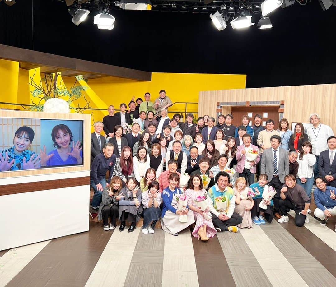 神田愛花さんのインスタグラム写真 - (神田愛花Instagram)「なんと、今夜のTVQ『おとななテレビ』は、最終回なんです😭 10年半に渡って福岡の皆さんにご覧頂いてきた、TVQ『おとななテレビ』☀️ 沢山の視聴者の皆さん＆共演者さん＆スタッフの皆さん、こんなに長い間本当に本当にありがとうございました🥹 私にとって、何にも代え難いかけがえの無い番組なんです❗️ 今夜の放送、見られる地域にお住まいの皆さんには是非ご覧頂きたいです❗️ 宜しくお願い致します✨✨✨  #NYC #ニューヨーク #Barbie #バービー #pink #ピンク #TVQ #おとななテレビ #大好きな番組 #特別な存在 #一生大切な人たち #最終回なんて嫌いだ！ #神田愛花」3月25日 14時03分 - aikakanda