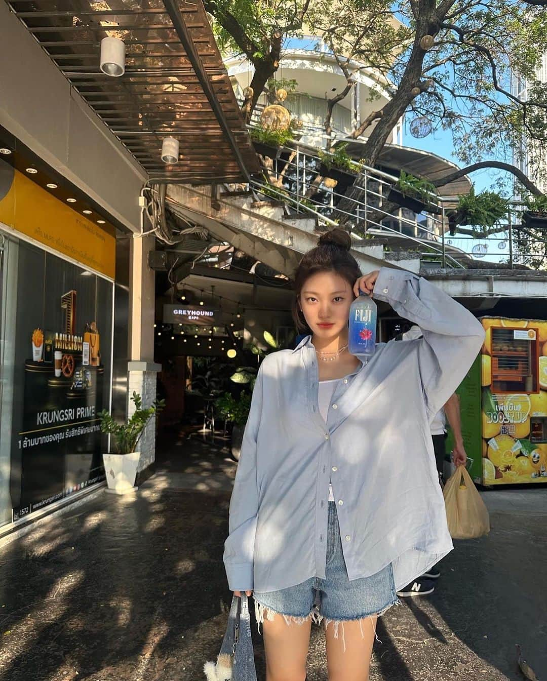 aespaさんのインスタグラム写真 - (aespaInstagram)「방콕노을🌤️🤍  #aespa #NINGNING」3月25日 14時29分 - aespa_official