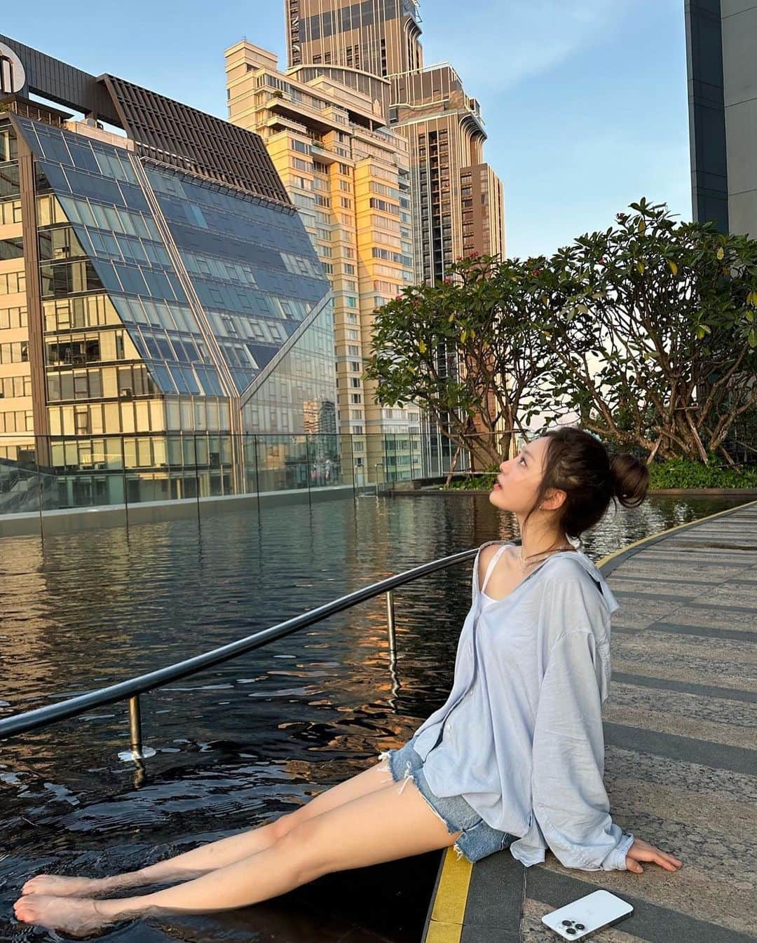 aespaさんのインスタグラム写真 - (aespaInstagram)「방콕노을🌤️🤍  #aespa #NINGNING」3月25日 14時29分 - aespa_official