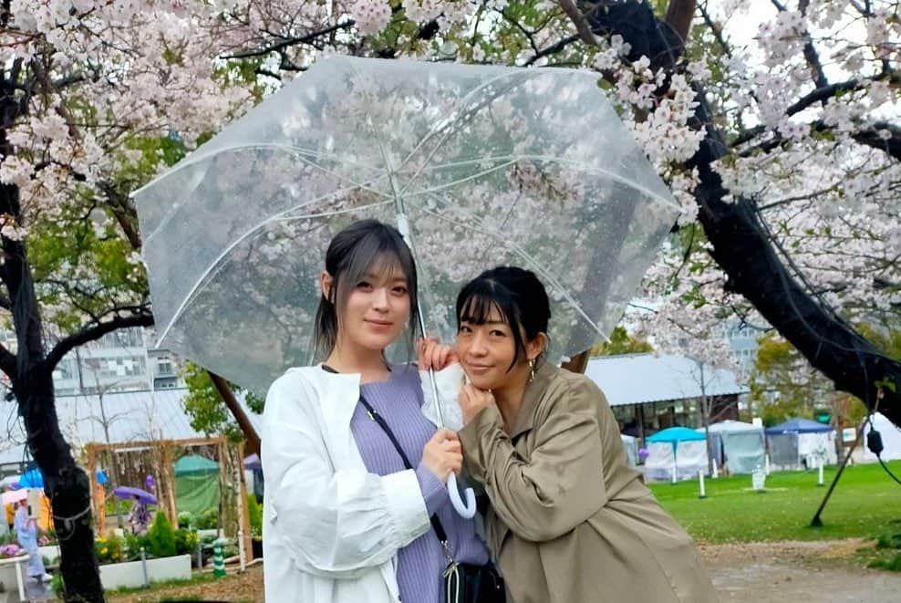 範田紗々さんのインスタグラム写真 - (範田紗々Instagram)「🌸 #板垣あずさ #範田紗々 #桜の会 #イベント #大阪」3月28日 18時03分 - handa_sasa