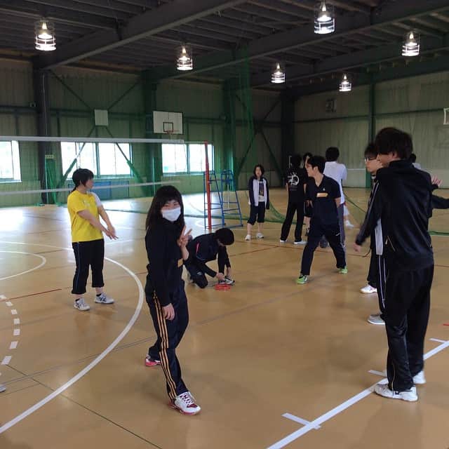 はいてくPOのインスタグラム：「【北海道ハイテク義肢装具士学科】準備運動中！#学校行事 #サッカー#バレー」