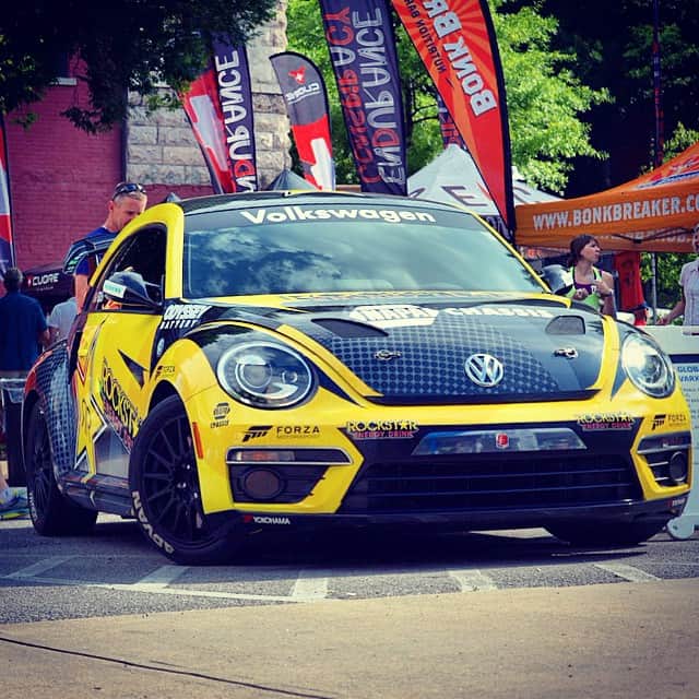 Volkswagen USAさんのインスタグラム写真 - (Volkswagen USAInstagram)「Today's #USPRO Pace Car, the Beetle GRC.  #VW4Cycling」5月26日 1時46分 - vw