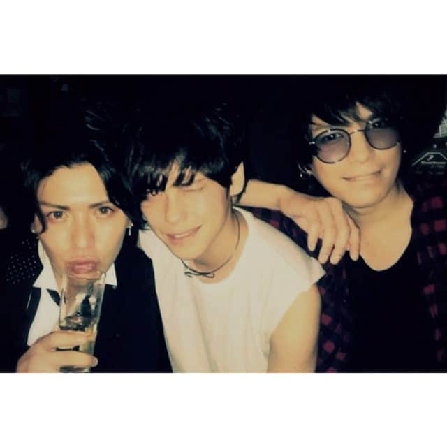 藤沢直希のインスタグラム：「たくさんの「オメデトウ」をありがとう。  これからも宜しくお願いします。  藤澤 直希  #birthday  #may #20th」