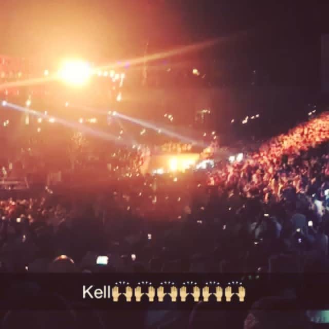 のインスタグラム：「Boxing last night was class! #andstill #kingkell」