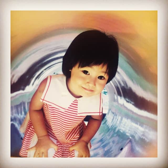 石川理咲子さんのインスタグラム写真 - (石川理咲子Instagram)「３歳のときの私😂 昔の写真見るの面白い😂💞💞」6月2日 15時30分 - rsk_0315