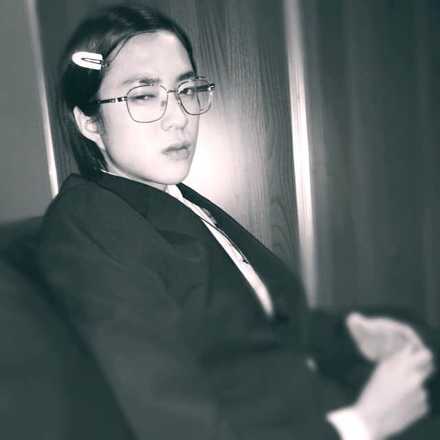 若葉竜也さんのインスタグラム写真 - (若葉竜也Instagram)「ひっそりと。はじめます。ひっそりと。#若葉竜也 #明烏#ノリオ」6月6日 1時14分 - ryuya_wakaba.official