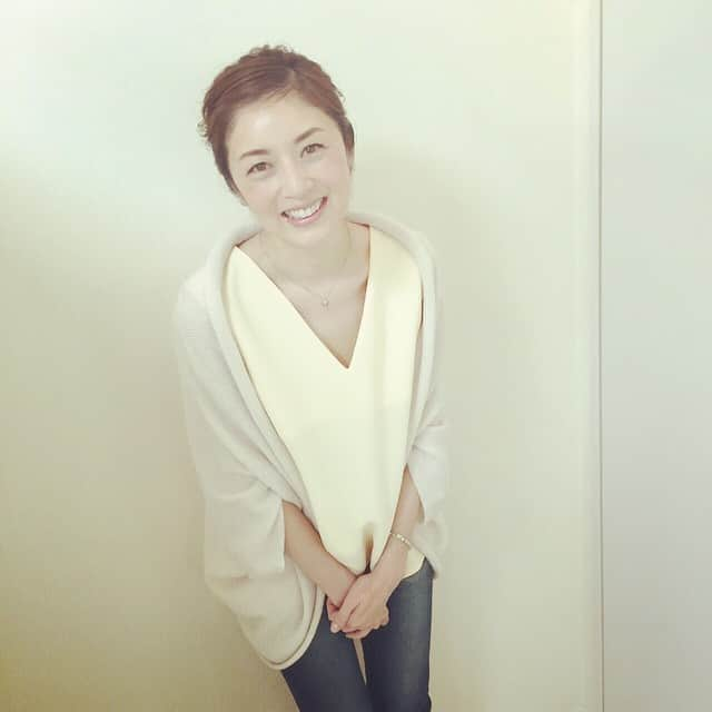 高岡早紀 さんのインスタグラム写真 - (高岡早紀 Instagram)「みなさまおはようございます。 仕事に行ってまいります。。 #高岡早紀」6月9日 9時10分 - saki_takaoka