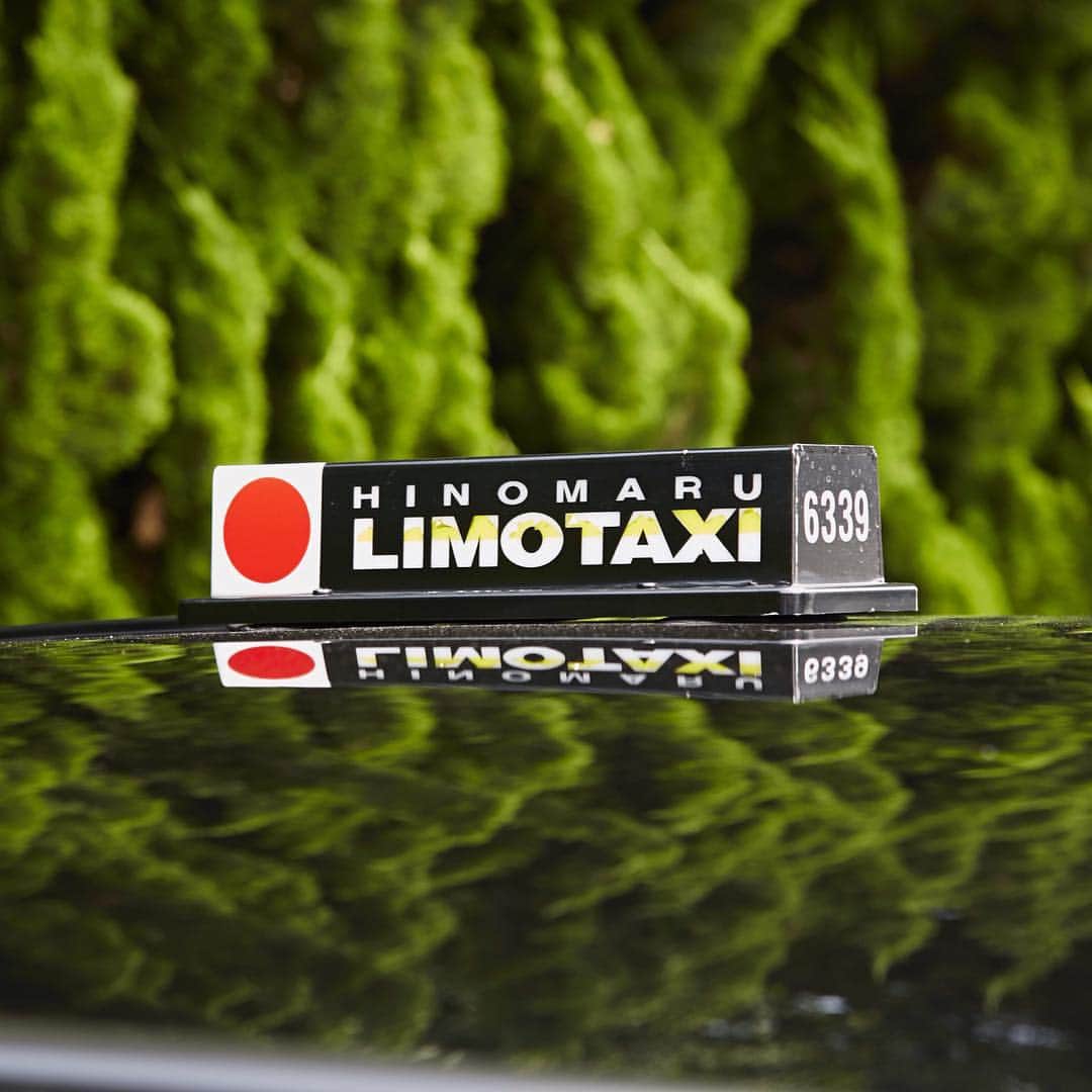 LIMOTAXI by tokyo-taxiのインスタグラム：「#japan limotaxi #tokyotaxi #tokyo #airportlimo」