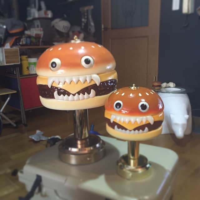 バーガーランプ undercoverハンバーガーランプ ふくらませる