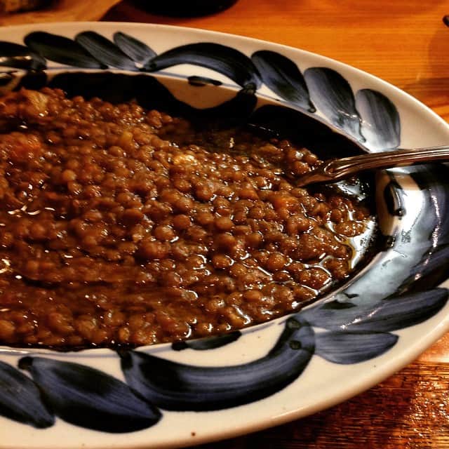 志摩有子さんのインスタグラム写真 - (志摩有子Instagram)「2度目のメゼババ。レンズ豆の村のレンズ豆煮。ウンブリアの素朴で地味溢れる味わい。 #予約の取れないお店 #イタリアン #今宵は豆祭り」6月22日 21時18分 - ariko418