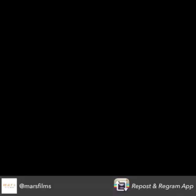 アリス・アイザズのインスタグラム：「"Un moment d'égarement" demain en salles !!! Pour un vrai moment de détente et de rire COUREZ Y !」